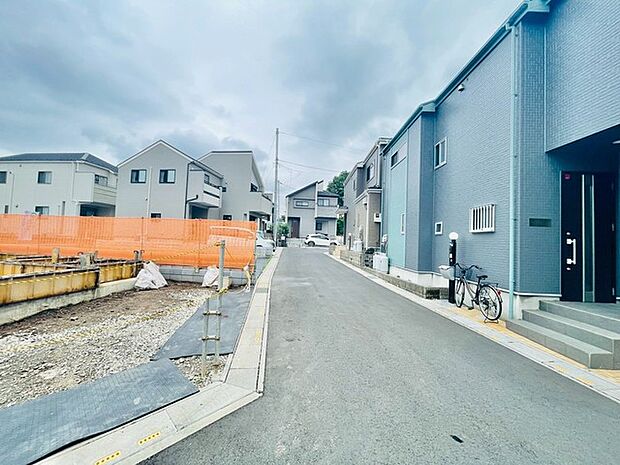前面道路含む現地写真
