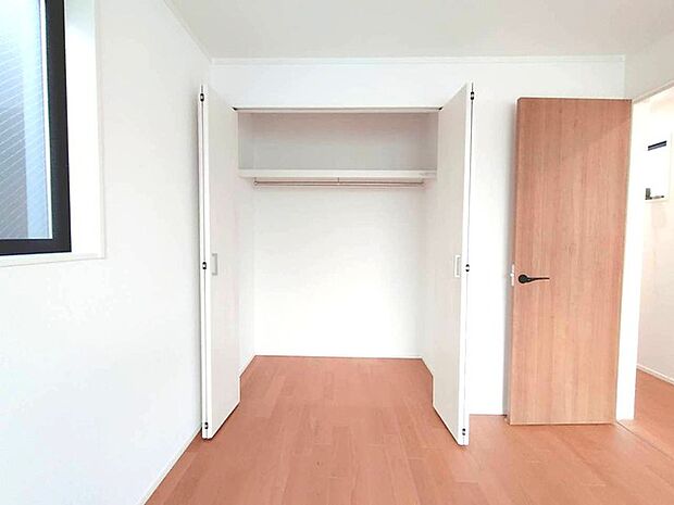 部屋に設けた収納は、住みやすさへのこだわり。
