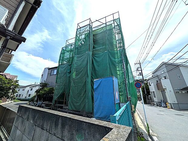 今なら建築中の住まいをご覧いただけます。構造体の質問もお気軽に。  