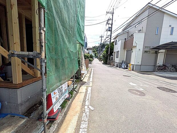 前面道路含む現地写真 