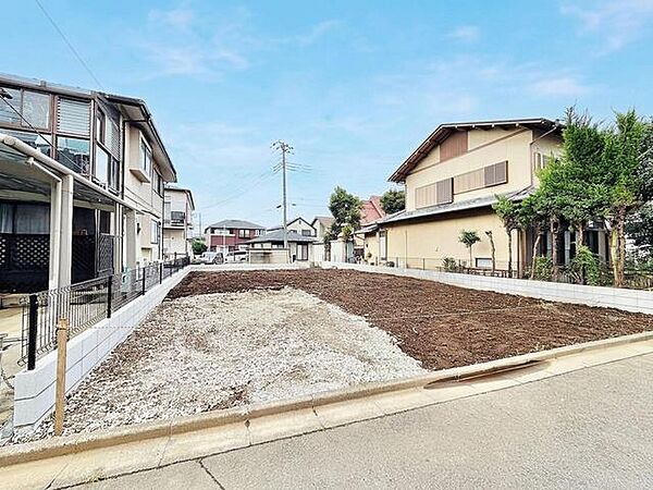 基礎から完成済みの住まいまで、各工程をご確認いただけます。