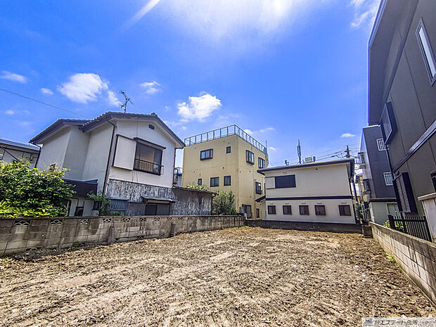 販売区画周辺建物の状況 南西側
