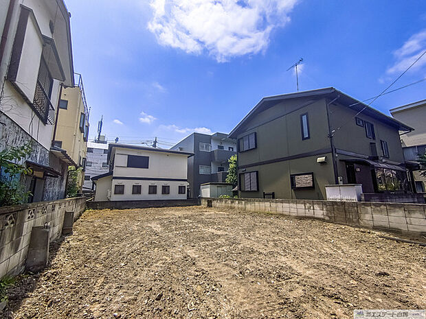 販売区画周辺建物の状況 南東側