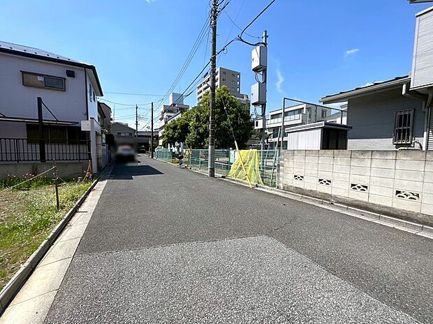 前面道路含む現地写真 