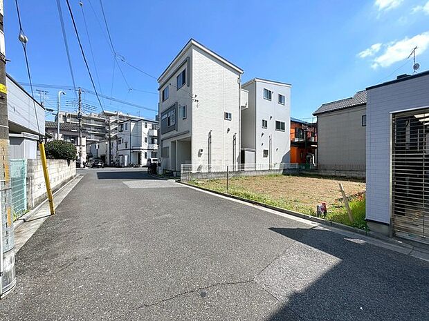 前面道路含む現地写真 
