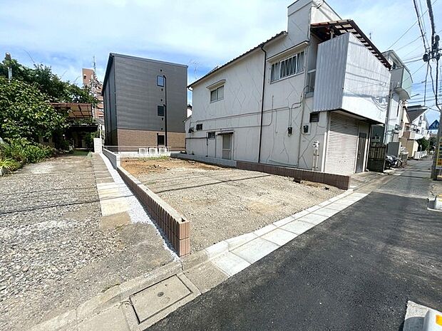 前面道路含む現地写真