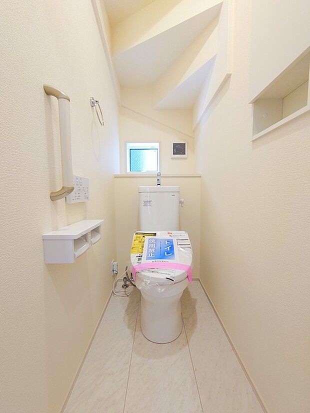 清潔好きには欠かせないウォシュレット機能付き。 