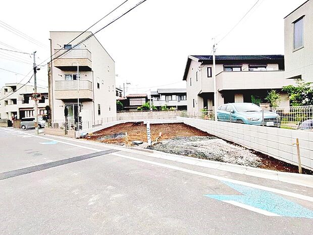 前面道路含む現地写真 