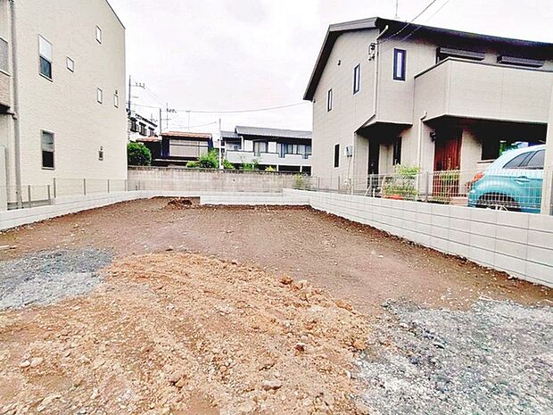 JR京浜東北・武蔵野線「南浦和」駅東口徒歩1分、提携駐車場もあります。エステート白馬南浦和店までお気軽にお問い合わせください。 