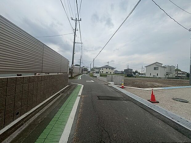 前面道路含む現地写真