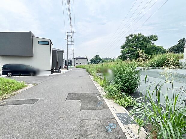 前面道路含む現地写真