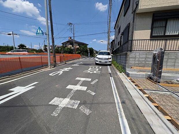 前面道路含む現地写真 