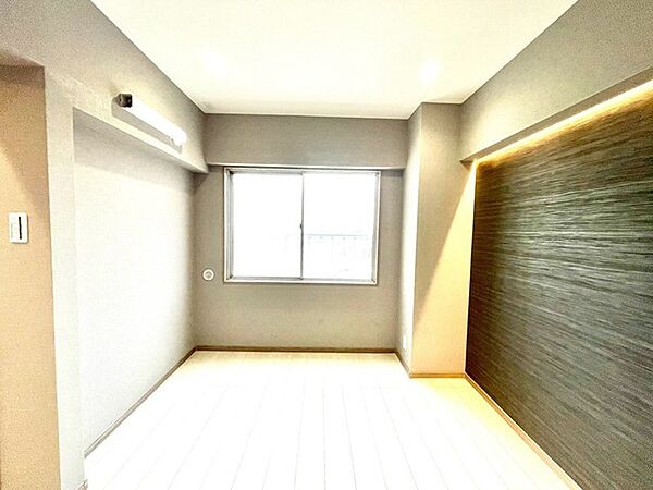 洋室は子供部屋にもちょうどいいサイズ感。