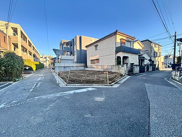前面道路含む現地写真