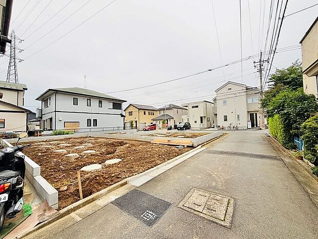 前面道路含む現地写真