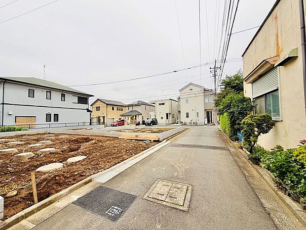 前面道路含む現地写真