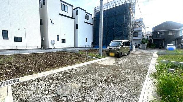 前面道路含む現地写真 