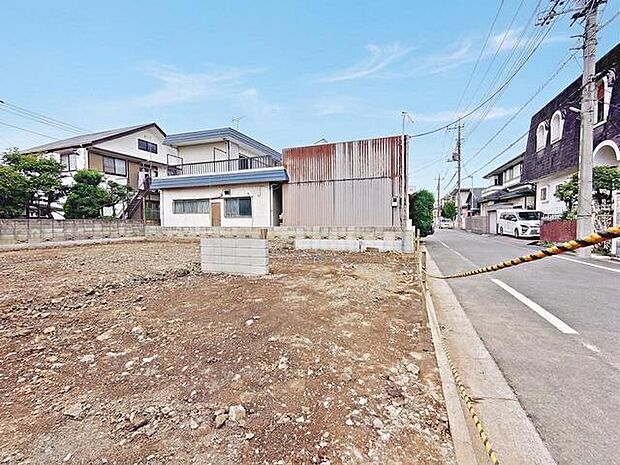 前面道路含む現地写真 