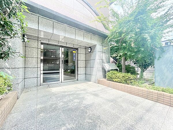 エントランス外