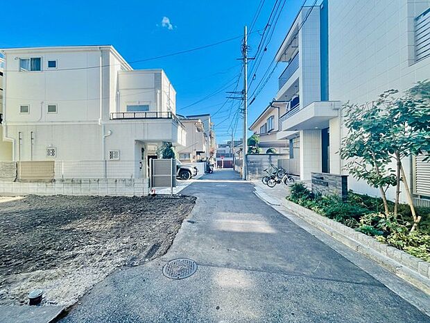 前面道路含む現地写真