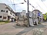 外観：前面道路含む現地写真 