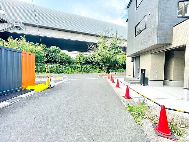 前面道路含む現地写真