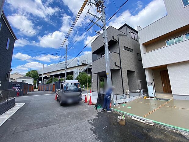 前面道路含む現地写真 