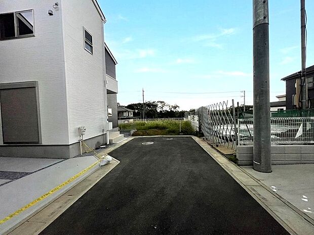 前面道路含む現地写真