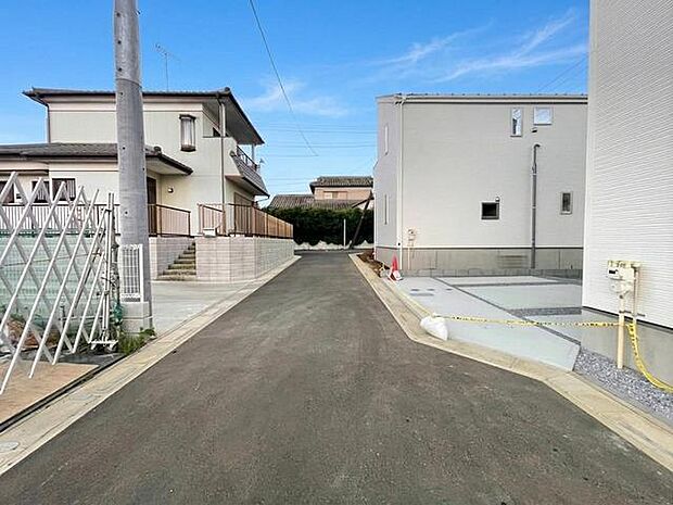 前面道路含む現地写真