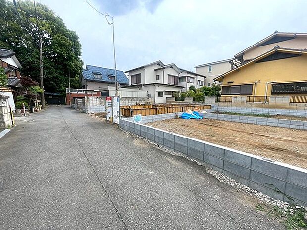 前面道路含む現地写真
