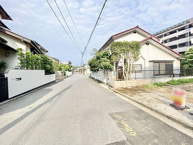 前面道路含む現地写真