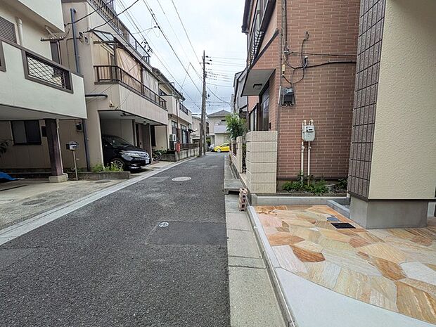 前面道路含む現地写真