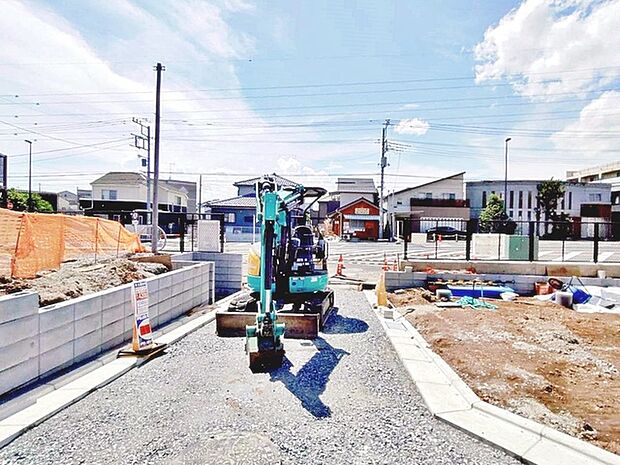 前面道路含む現地写真 
