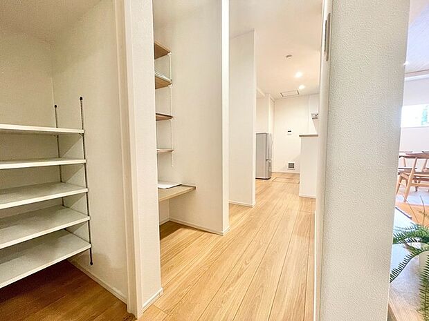 部屋ごとに設けた収納は、住みやすさへのこだわり。 