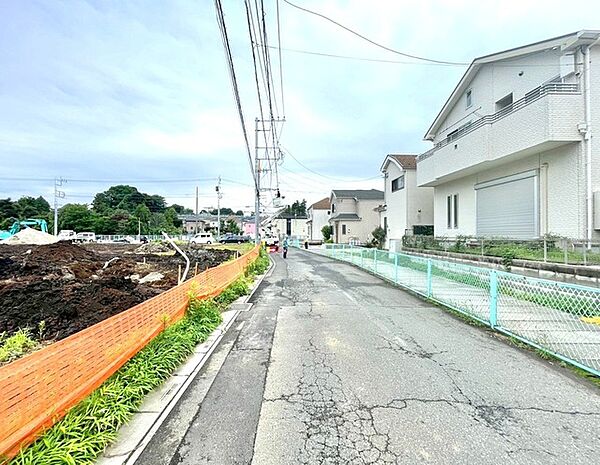 前面道路含む現地写真