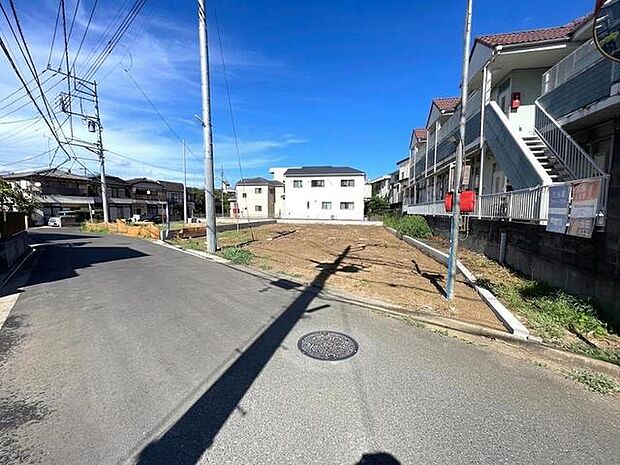 前面道路含む現地写真 