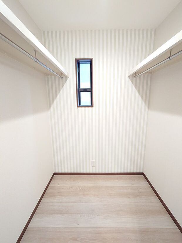 ウォークインクロゼットのある住まいで収納上手な生活。 