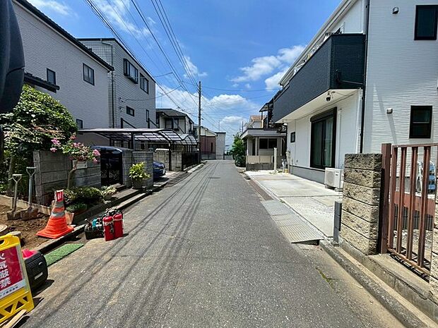 前面道路含む現地写真 