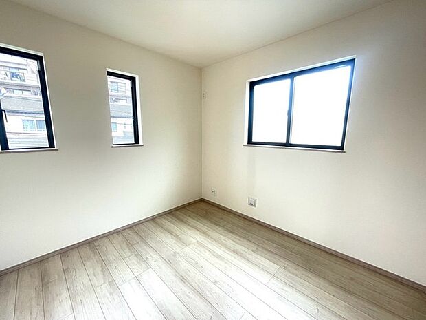 この部屋だれの部屋にしようかな、なんて会話を現地で楽しんでください。