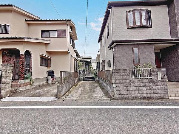 前面道路含む現地写真