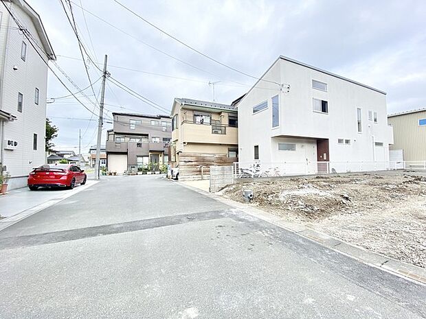 前面道路含む現地写真