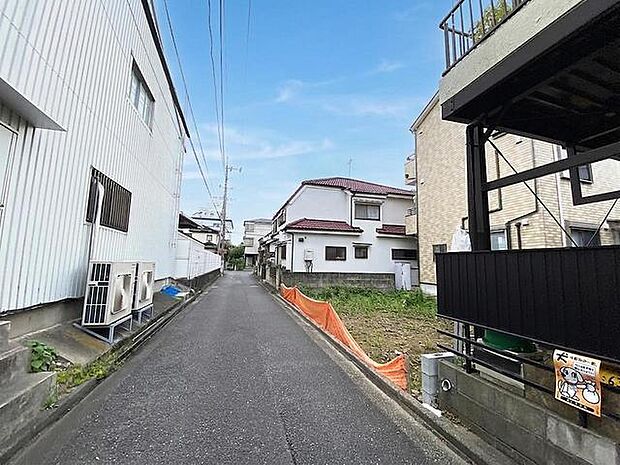 前面道路含む現地写真 