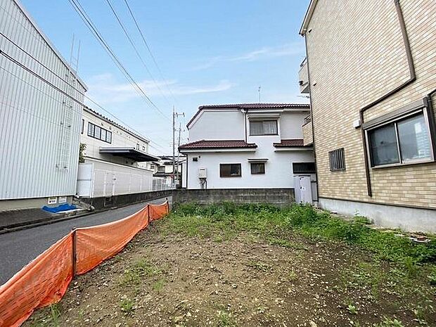 基礎から完成済みの住まいまで、各工程をご確認いただけます。  