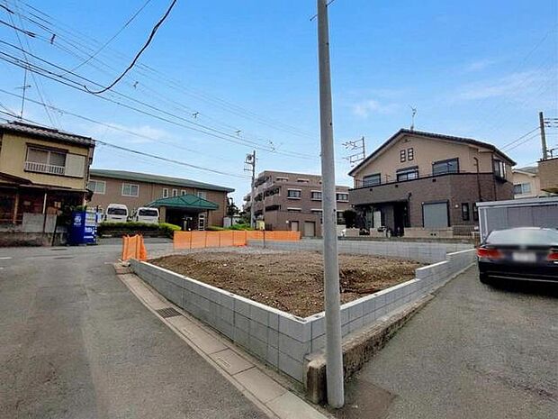 前面道路含む現地写真 