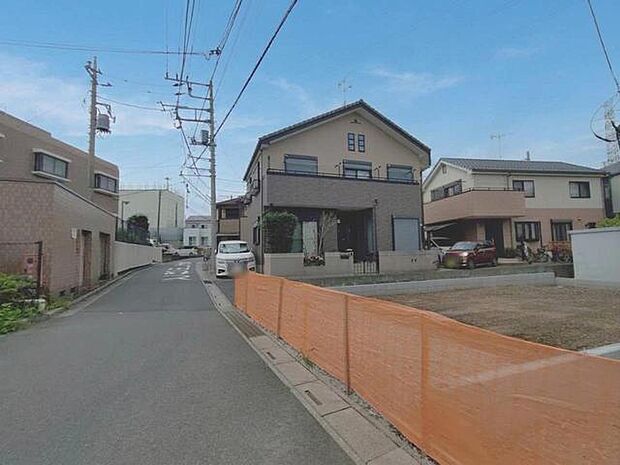 前面道路含む現地写真 
