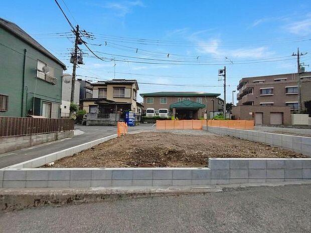 基礎から完成済みの住まいまで、各工程をご確認いただけます。
