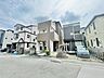 外観：前面道路含む現地写真 