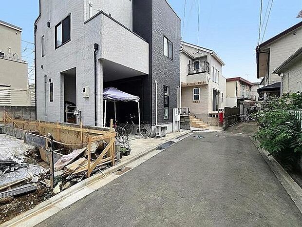 前面道路含む現地写真 