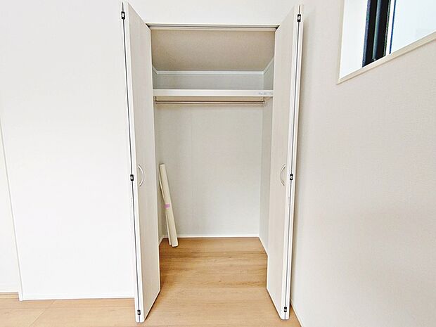 部屋ごとに設けた収納は、住みやすさへのこだわり。