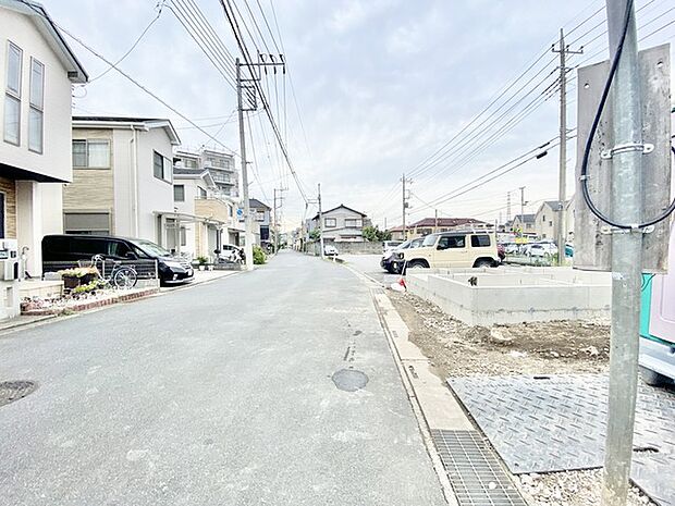 前面道路含む現地写真 